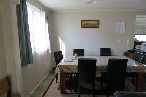 Photo of property in 44 Kahikatea Drive, Melville, Hamilton, 3206