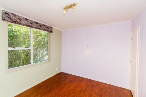 Photo of property in 1/10 Mckelvey Place, Tawa, Wellington, 5028