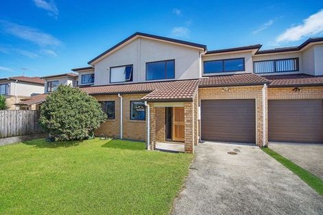 Photo of property in 65 Naylors Drive, Mangere, Auckland, 2022