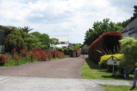 Photo of property in 18 Tapu Road, Huapai, Kumeu, 0810