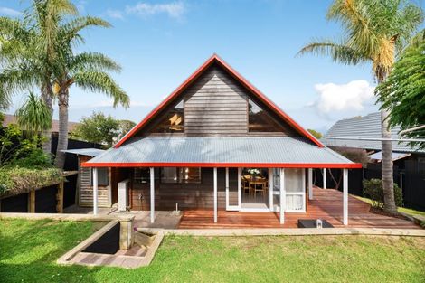 Photo of property in 5 Palmyra Way, Half Moon Bay, Auckland, 2012