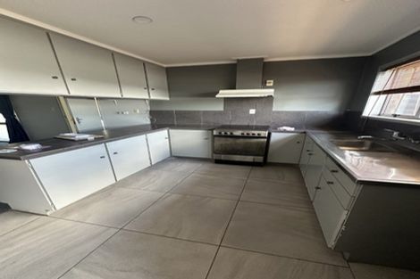 Photo of property in 4/13 Seabrook Avenue, New Lynn, Auckland, 0600