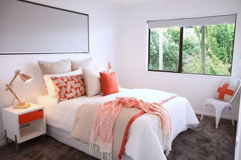 Photo of property in 42 Elliston Crescent, Stanmore Bay, Whangaparaoa, 0932