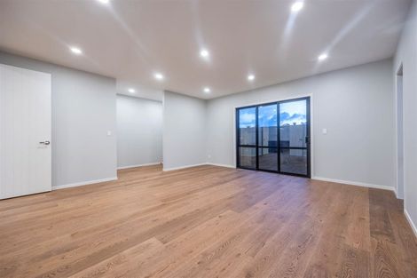 Photo of property in 20 Lewis Younie Road, Kumeu, 0810