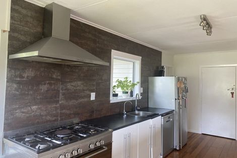 Photo of property in 7 Penrith Street, Westown, New Plymouth, 4310