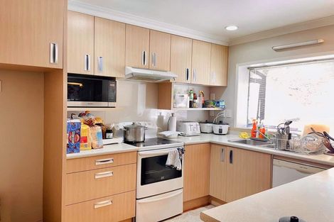 Photo of property in 2/23 Dominion Street, Takapuna, Auckland, 0622