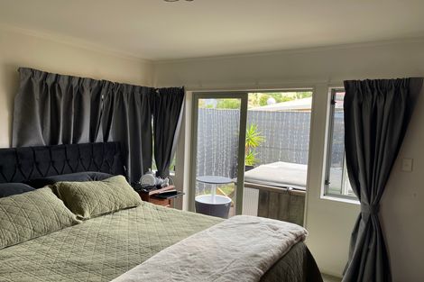 Photo of property in 68 Whiting Crescent, Greenmeadows, Napier, 4112