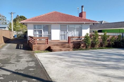 Photo of property in 104 Edmonton Road, Henderson, Auckland, 0612