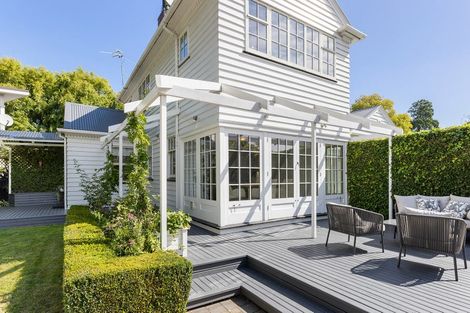 Photo of property in 108 Clyde Road, Ilam, Christchurch, 8041