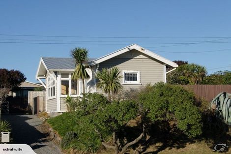 Photo of property in 17 Tovey Street, New Brighton, Christchurch, 8061