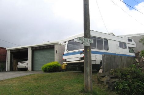 Photo of property in 1 Kau Kau Way, Ngaio, Wellington, 6035
