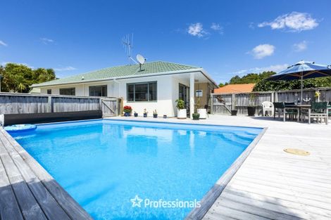 Photo of property in 8 Carlow Grove, Birchville, Upper Hutt, 5018