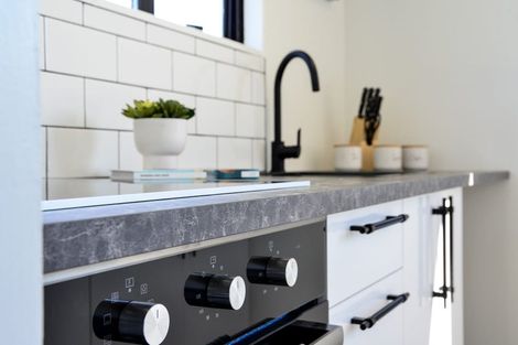 Photo of property in 9a Maynard Place, Temple View, Hamilton, 3218