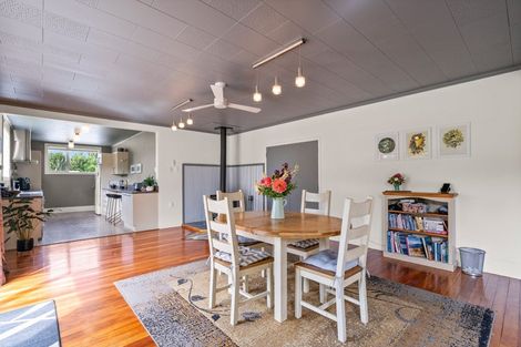 Photo of property in 2268 Ohai Clifden Highway, Orawia, Otautau, 9682