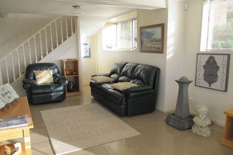 Photo of property in 76 Churchill Road, Cockle Bay, Auckland, 2014