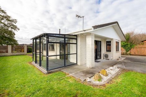 Photo of property in 108 Amberley Avenue, Highbury, Palmerston North, 4412