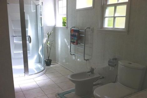 Photo of property in 13 David Crescent, Karori, Wellington, 6012