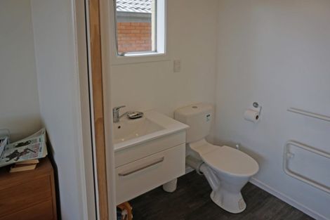 Photo of property in 124 Newcastle Street, Windsor, Invercargill, 9810