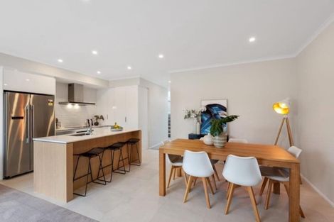 Photo of property in 30 Owen Chapman Drive, Red Beach, 0932