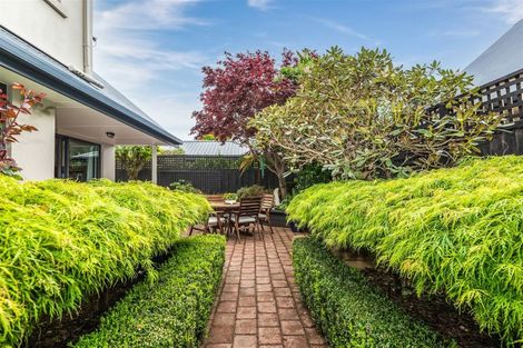 Photo of property in 293a Eastern Terrace, Sydenham, Christchurch, 8023