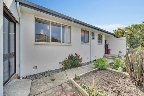 Photo of property in 9a Stuart Street, Holmes Hill, Oamaru, 9401