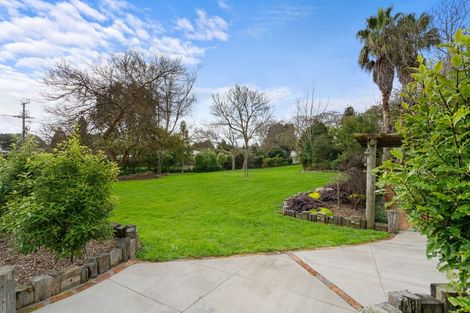 Photo of property in 24 Koputaroa Road, Levin, 5575