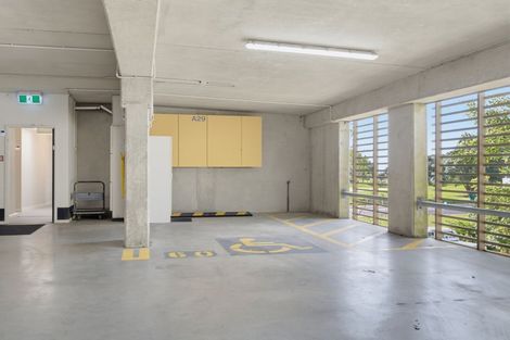 Photo of property in Beachpoint Apartments, 2/5 West End Road, Ohope, 3121
