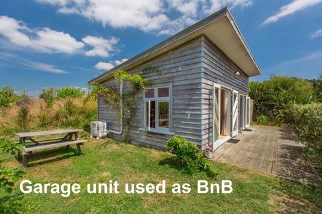 Photo of property in 1046 Te Hutewai Road, Raglan, 3296