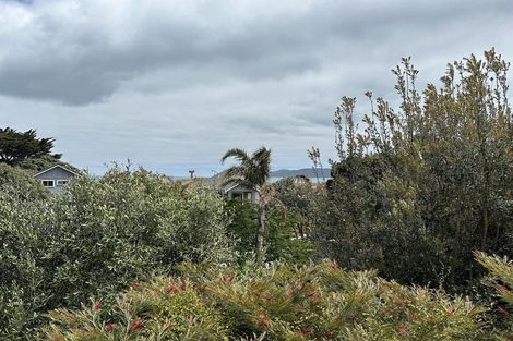 Photo of property in 18 Kohutuhutu Road, Raumati Beach, Paraparaumu, 5032