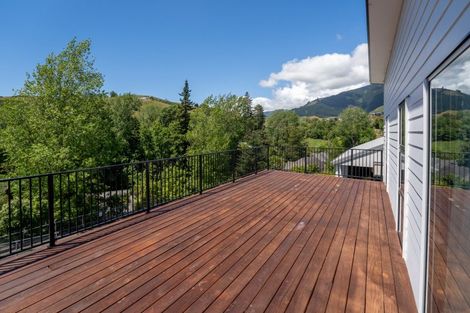 Photo of property in 12 Woodford Lane, Stoke, Nelson, 7011