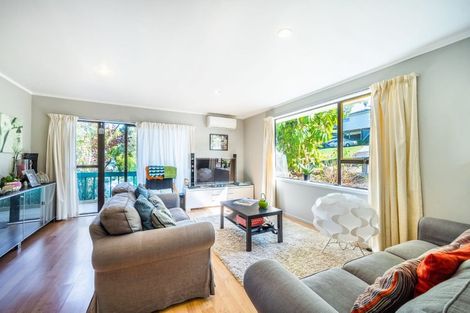 Photo of property in 28 Glamorgan Drive, Torbay, Auckland, 0630