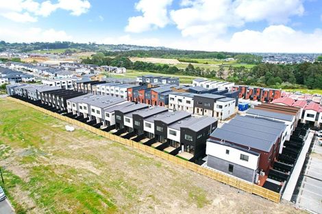 Photo of property in 5 Kiato Lane, Flat Bush, Auckland, 2019