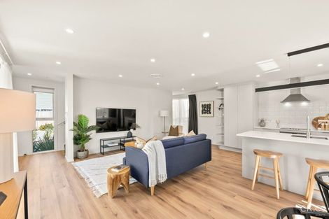 Photo of property in 30 Nile Street, Waterloo, Lower Hutt, 5011