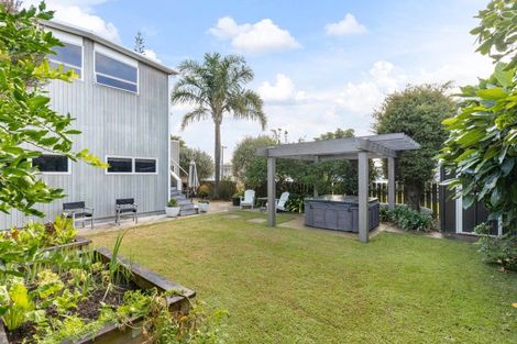 Photo of property in 104a Barrowclough Road, Whangamata, 3620