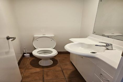 Photo of property in 16/270 Sunset Road, Windsor Park, Auckland, 0632