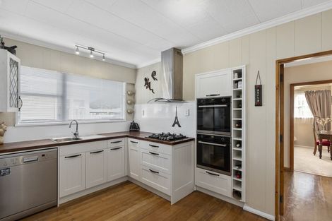 Photo of property in 843 High Street, Boulcott, Lower Hutt, 5011