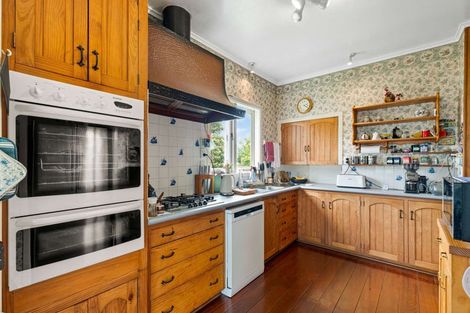 Photo of property in 36 Onewa Road, Northcote Point, Auckland, 0627
