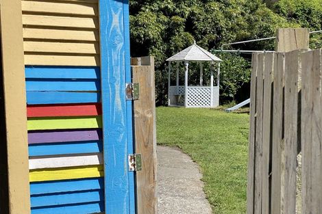 Photo of property in 18 Boyd Grove, Naenae, Lower Hutt, 5011