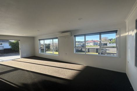 Photo of property in 5 Grey Street, Waitara, 4320