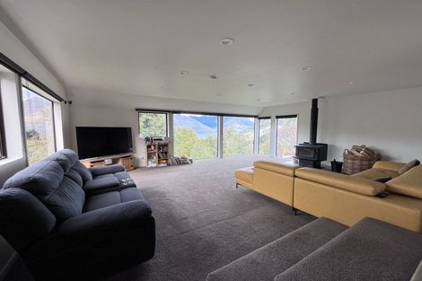 Photo of property in 20 Dart Place, Fernhill, Queenstown, 9300