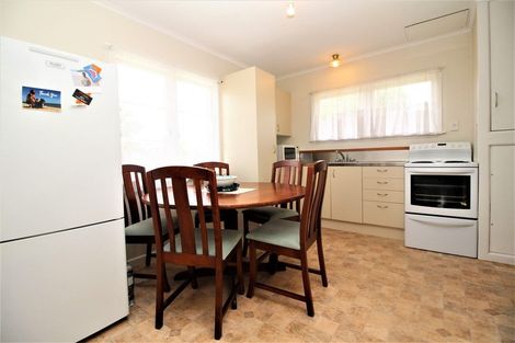 Photo of property in 1/37 South Lynn Road, Titirangi, Auckland, 0604