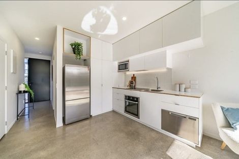 Photo of property in 53 Te Ara O Paetutu, Petone, Lower Hutt, 5012