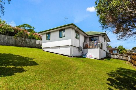 Photo of property in 19 Carling Avenue, Massey, Auckland, 0614