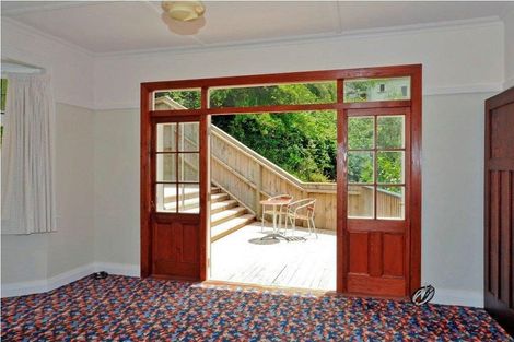 Photo of property in 53 Raroa Road, Kelburn, Wellington, 6012