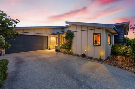 Photo of property in 148 Field Way, Waikanae Beach, Waikanae, 5036