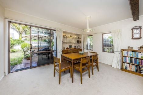 Photo of property in 26 Scenic Drive, Hillpark, Auckland, 2102