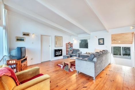 Photo of property in 22 James Mcleod Road, Shelly Beach, Helensville, 0874