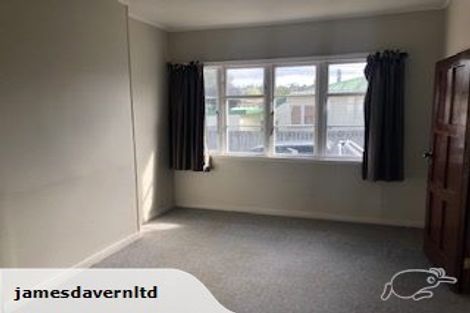 Photo of property in 192 Rathgar Road, Henderson, Auckland, 0610
