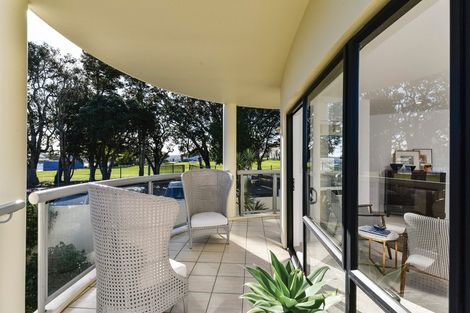 Photo of property in 26/4e Collins Street, Takapuna, Auckland, 0622