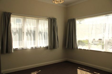 Photo of property in 88 Eden Street, Island Bay, Wellington, 6023